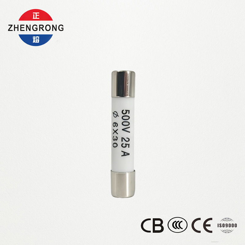 Sekring 25A 6*30mm R058 Kualitas Tinggi kanggo Distributor Internasional