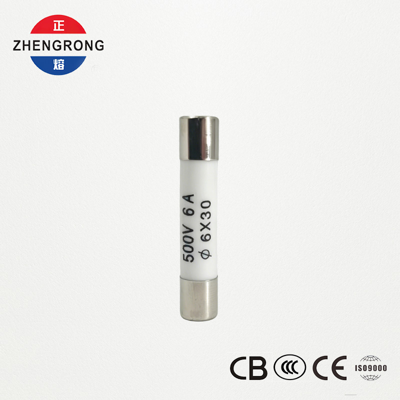 Sekring 6A 6*30mm R058 Kualitas Tinggi kanggo Distributor Internasional